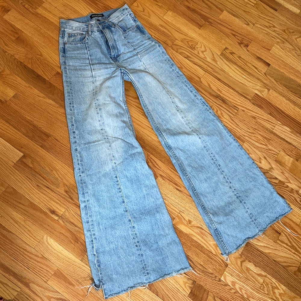 Neon Blonde wide leg Jean